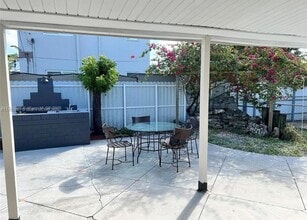 3373 W 14th Ct in Hialeah, FL - Building Photo - Building Photo