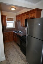 204 Oakland Ave, Unit 3 in Providence, RI - Building Photo - Building Photo