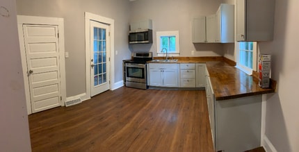 106 Brawley St in Chester, SC - Foto de edificio - Building Photo