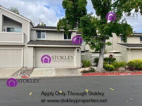 1659 Siskiyou Dr in Walnut Creek, CA - Foto de edificio - Building Photo