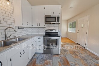 1047 Brommer St in Santa Cruz, CA - Building Photo - Building Photo