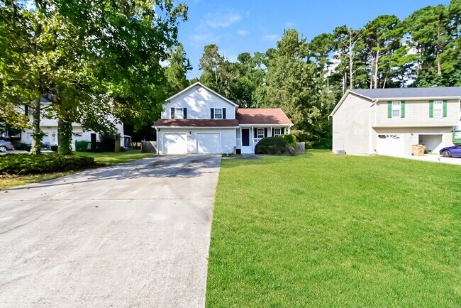 407 Montgomery Pl in Jonesboro, GA - Building Photo - Building Photo