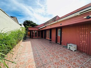 11905 SW 78th Terrace in Miami, FL - Building Photo - Building Photo