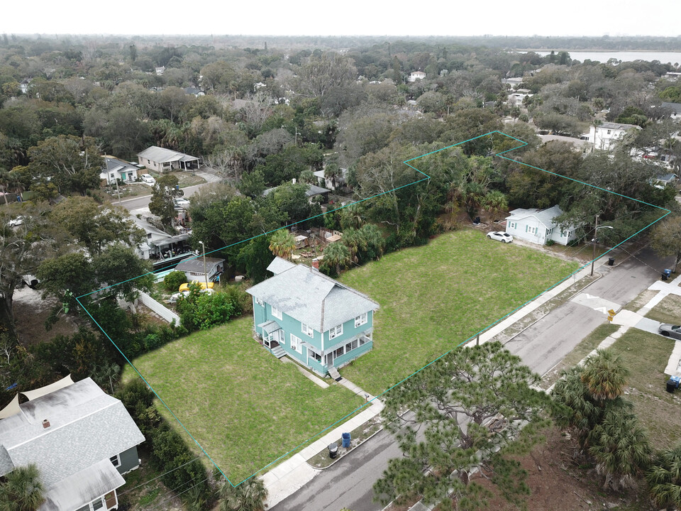 626 35th Ave S in St. Petersburg, FL - Building Photo