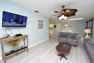 59 Fallen Oak Ln in Palm Coast, FL - Building Photo - Building Photo