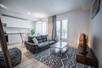 3390 R. de La Pérade in Québec, QC - Building Photo - Building Photo