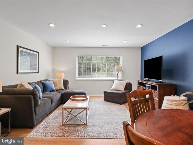 1407B N Van Dorn St, A in Alexandria, VA - Building Photo - Building Photo