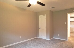 25373 Goodson Rd in Splendora, TX - Building Photo