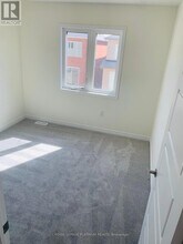 1366 Sycamore Garden in Milton, ON - Building Photo - Building Photo