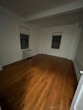 25 N Harrison St in East Orange, NJ - Building Photo - Building Photo