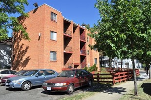 4001 1st St SE in Washington, DC - Building Photo - Building Photo