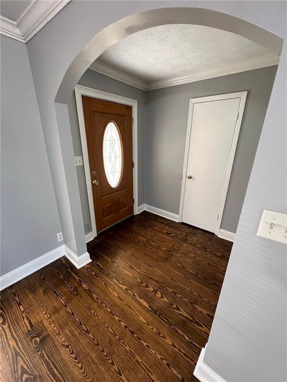 property at 548 Los Alamos Pl