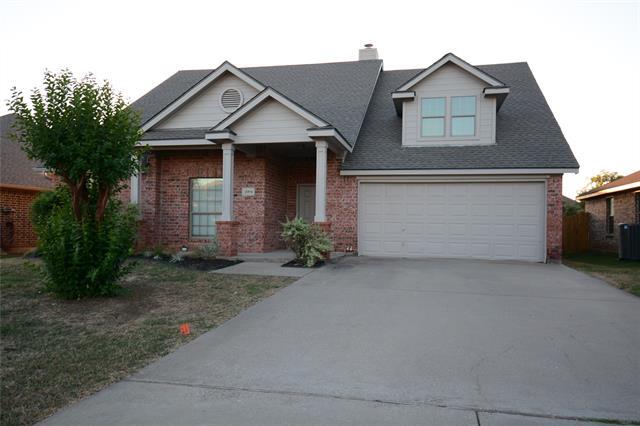 3004 Glenwood Ct in Aubrey, TX - Building Photo