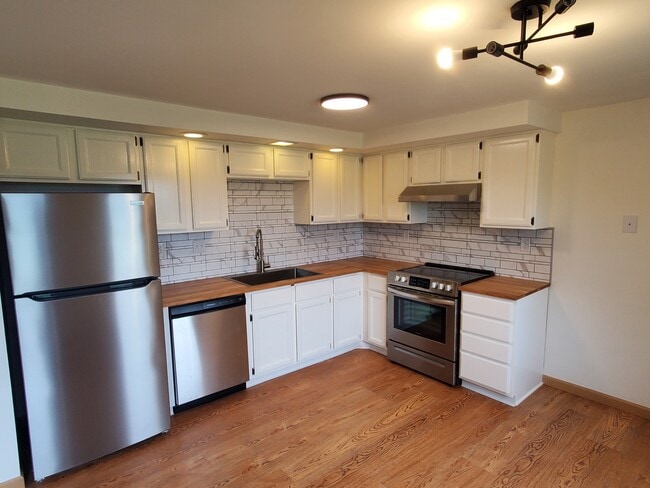 3110 US Route 9, Unit 4