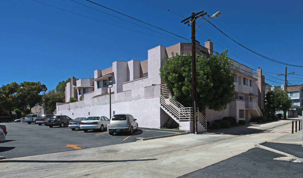 1016-1020 Ruberta Ave in Glendale, CA - Building Photo