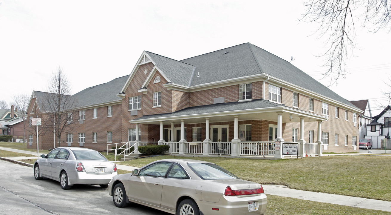 Maurice S. Surlow Senior Residence in Milwaukee, WI - Building Photo