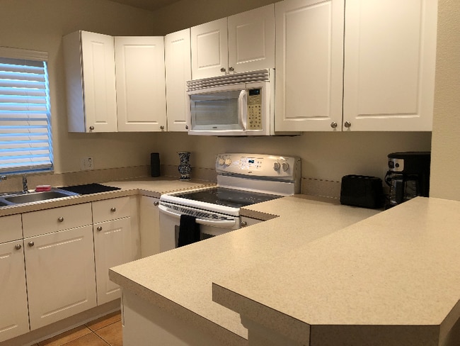 180 Portside Ave in Cape Canaveral, FL - Building Photo - Building Photo