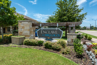 Enclave at Mira Lagos  I in Grand Prairie, TX - Building Photo - Building Photo