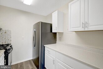 2904 Kings Chapel Rd in Falls Church, VA - Building Photo - Building Photo