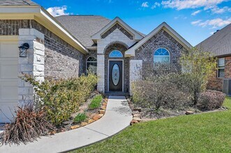 106 Abner Ln in Montgomery, TX - Building Photo - Building Photo