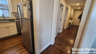 105 Strathmore Rd in Boston, MA - Foto de edificio - Building Photo