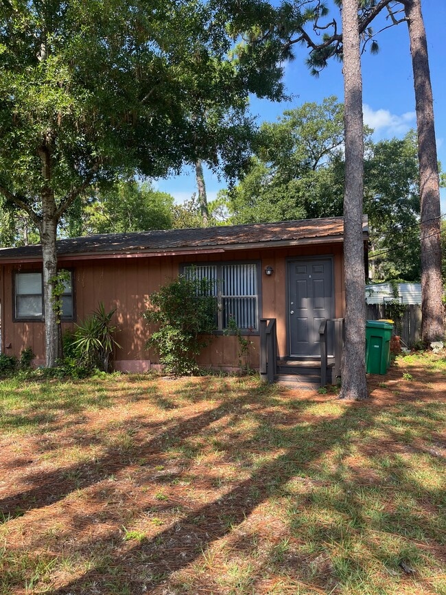 25 6th St, Unit Shalimar Rentals