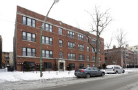 6755 S Paxton Ave in Chicago, IL - Foto de edificio - Building Photo