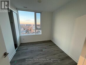 3100 Keele St in Toronto, ON - Building Photo - Building Photo