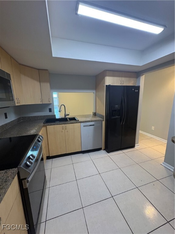 610 SE 46th St in Cape Coral, FL - Building Photo - Building Photo