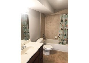 525 Lowell Ave in Cincinnati, OH - Building Photo - Building Photo