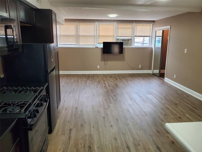 property at 524 Merrick Rd