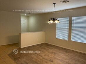 577 Uxbridge Dr in Las Vegas, NV - Foto de edificio - Building Photo