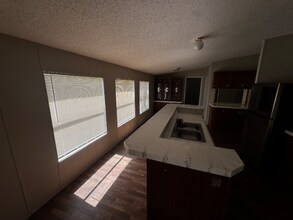 144 Fox Meadow Dr in Alvin, TX - Building Photo - Building Photo