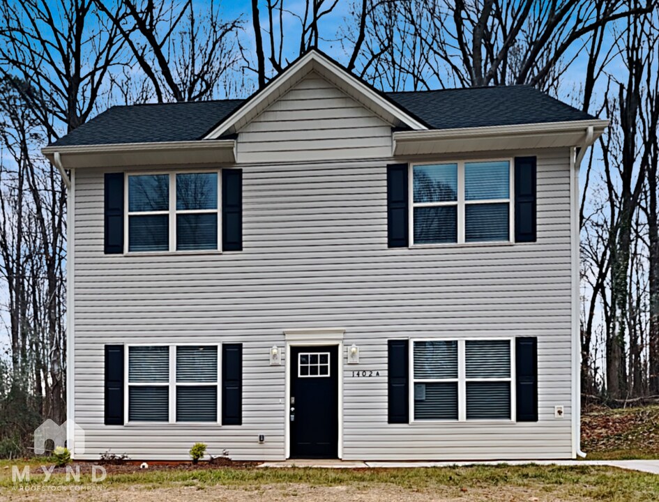 1402A Neely St in Gastonia, NC - Building Photo