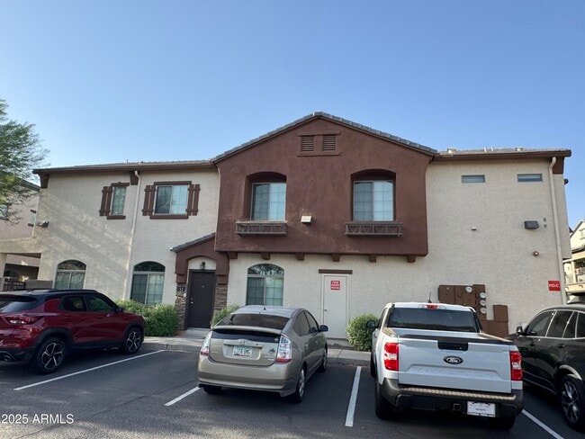 property at 2727 N Price Rd