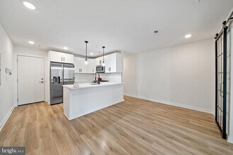 1517 Green St in Philadelphia, PA - Building Photo - Building Photo