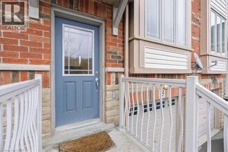 65 Willow Ln in Grimsby, ON - Building Photo - Building Photo