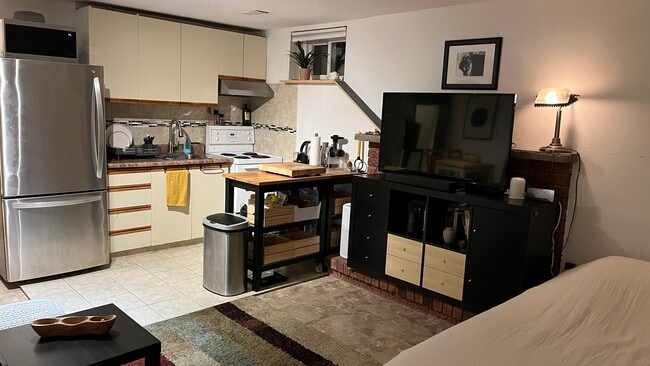 property at 475 Saint Clarens Av