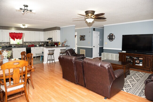 property at 122 Friar Tuck Ave