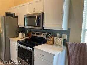 81 Silver Oaks Cir, Unit 7204 in Naples, FL - Building Photo
