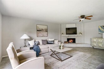 122 W Way Dr in Allen, TX - Building Photo - Building Photo