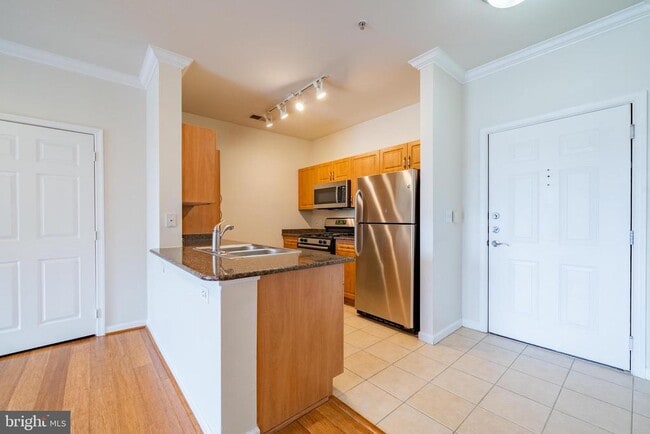 property at 12929 Centre Park Cir