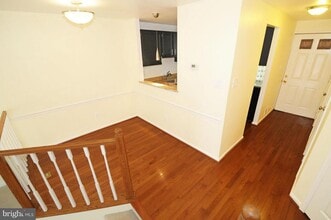 11905 Crosswind Ct in Reston, VA - Building Photo - Building Photo