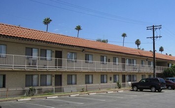 Seven Palms in Sylmar, CA - Building Photo - Building Photo