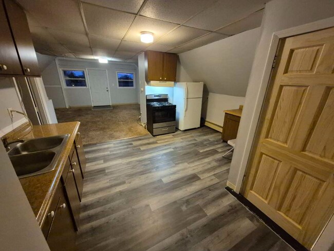 39 Arlington St, Unit 39 arlington st manchester nh #3 in Manchester, NH - Foto de edificio - Building Photo