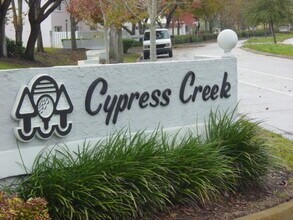 4871 Walden Cir in Orlando, FL - Building Photo - Building Photo