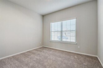 13076 Mizell Ln in Providence Village, TX - Building Photo - Building Photo