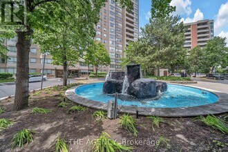 30 Malta Ave. in Brampton, ON - Building Photo - Building Photo