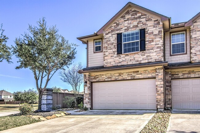 24503 Folkstone Cir in Katy, TX - Building Photo - Building Photo