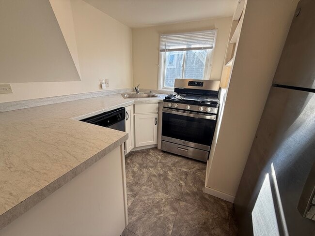 315 N Blair St, Unit #3 in Madison, WI - Foto de edificio - Building Photo